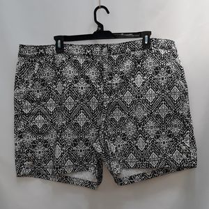 NWOT Plus size Gloria Vanderbilt shorts